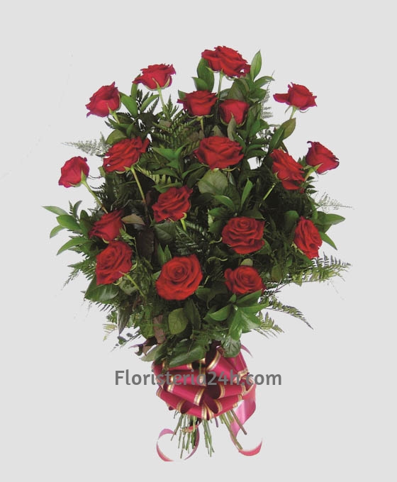 Ramo de rosas rojas